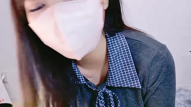 Nemu chan  online show from June 2026 12:11:01 PM