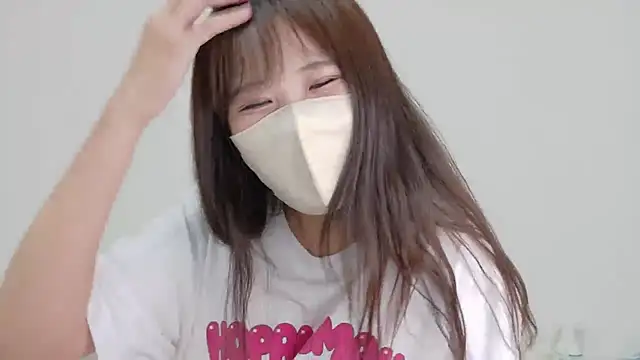 Snapshot of Nemu_chan_ chatting on July 2026 01:52:02 PM Nemu chan online show from July 2026 01:52:02 PM