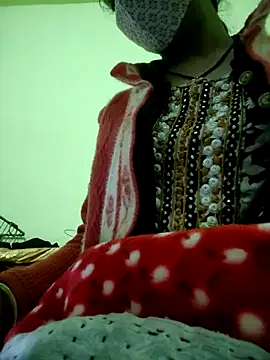 Menka cut34 online show from December 2025 04:04:01 PM