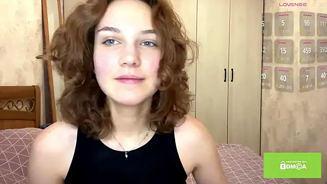 CatherineSaretto online show from November 2025 05:02:01 PM