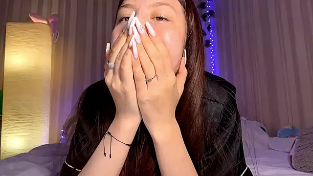 Snapshot of CutieSlim chatting on February 2026 12:09:02 PM CutieSlim online show from February 2026 12:09:02 PM