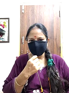 Queen-Neha online show from May 2026 02:47:02 PM