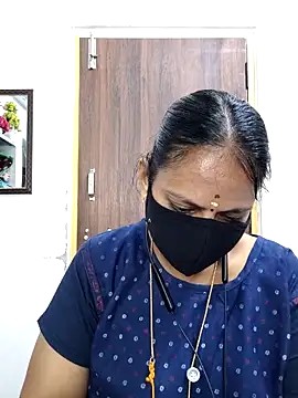Queen-Neha online show from May 2026 05:27:01 AM