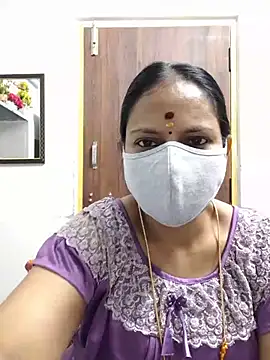 Queen-Neha online show from May 2026 03:28:02 PM