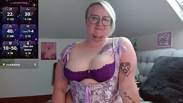 queerlyjaz online show from June 2026 05:22:02 PM