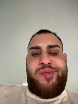 Andreiandu23 online show from February 2026 07:52:01 PM