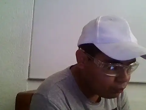 Zombiemuerto online show from November 2025 08:47:01 PM