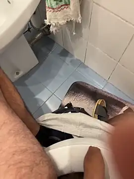 Snapshot of marc8876 chatting on November 2025 05:51:02 AM marc8876 online show from November 2025 05:51:02 AM