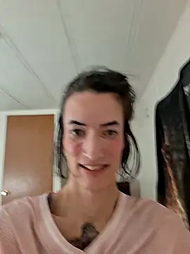 MaitressePomme3 online show from November 2025 02:19:01 PM