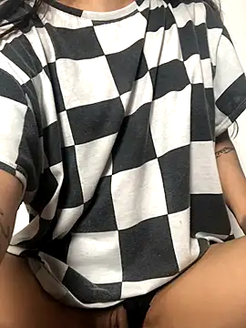 I-Am-Vilu online show from November 2025 06:23:02 AM