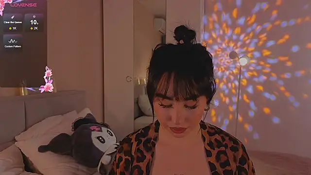 Snapshot of Lia_May chatting on November 2025 02:11:01 AM Lia May online show from November 2025 02:11:01 AM