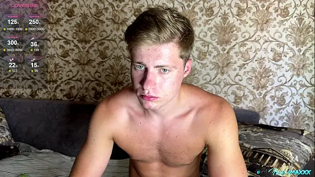 Snapshot of Maxhornyblondieman chatting on July 2026 09:59:01 AM Maxhornyblondieman online show from July 2026 09:59:01 AM