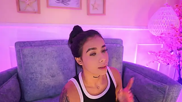 MeganLowell online show from February 2026 07:15:02 PM