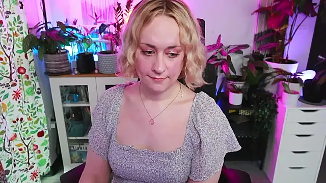 xzoeyryanx online show from February 2026 05:49:02 PM