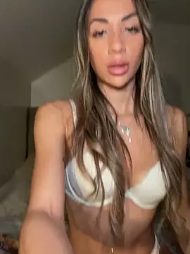 Snapshot of Badcrystal chatting on February 2026 08:56:02 PM Badcrystal online show from February 2026 08:56:02 PM