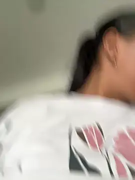 ArielleMillerr- online show from April 2026 05:03:01 PM