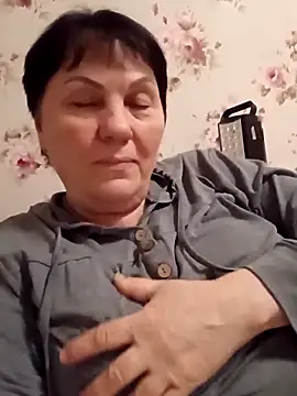 OliviaaSkyy online show from February 2026 07:37:01 PM