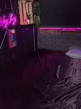 Shy-Ivy online show from March 2026 10:25:02 PM