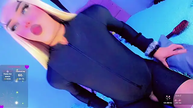 Shiaki 04 online show from March 2026 06:03:01 AM