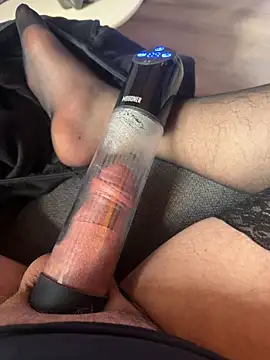 thePenisPumper online show from November 2025 11:21:02 AM