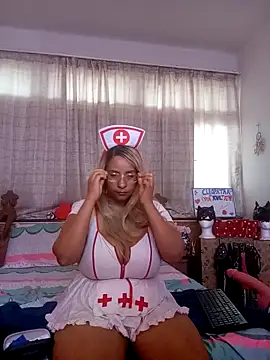 LaReineCleo online show from February 2026 11:26:01 AM