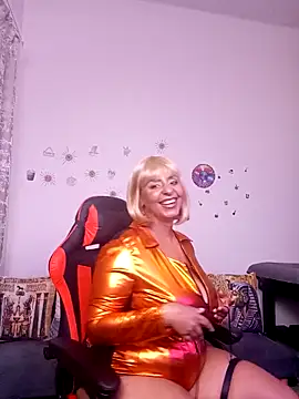 LaReineCleo online show from April 2026 11:13:01 AM