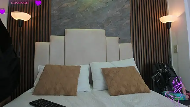 Snapshot of catiusca_reyes_03 chatting on March 2026 12:01:01 PM catiusca reyes 03 online show from March 2026 12:01:01 PM