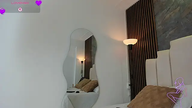 Snapshot of catiusca_reyes_03 chatting on April 2026 01:41:01 PM catiusca reyes 03 online show from April 2026 01:41:01 PM