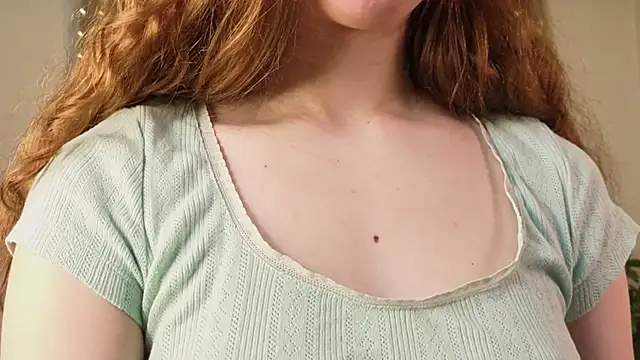 Snapshot of SudieNatera chatting on November 2025 06:46:02 AM SudieNatera online show from November 2025 06:46:02 AM