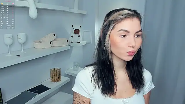 Snapshot of FeliciaKogen chatting on November 2025 07:12:01 AM FeliciaKogen online show from November 2025 07:12:01 AM