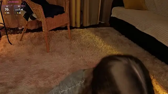 Snapshot of RozanneJordan chatting on February 2026 05:14:01 PM RozanneJordan online show from February 2026 05:14:01 PM