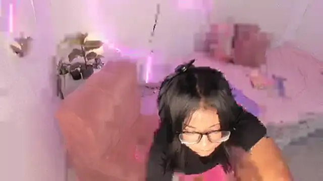 Snapshot of Luna_lexy04 chatting on June 2026 02:23:02 PM Luna lexy04 online show from June 2026 02:23:02 PM