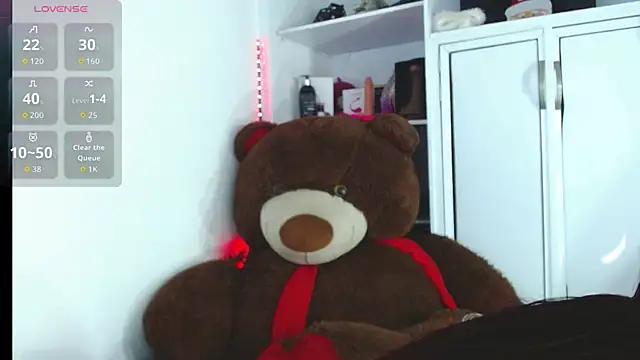 Snapshot of mia_fernand chatting on November 2025 08:53:01 PM mia fernand online show from November 2025 08:53:01 PM