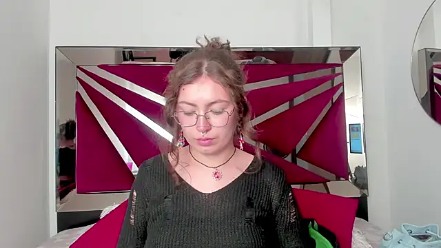 MarieTaylor  online show from April 2026 12:05:01 AM