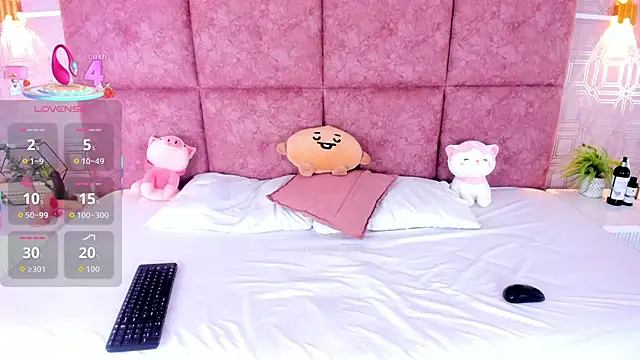 NathalieRoss1 online show from April 2026 06:06:01 AM