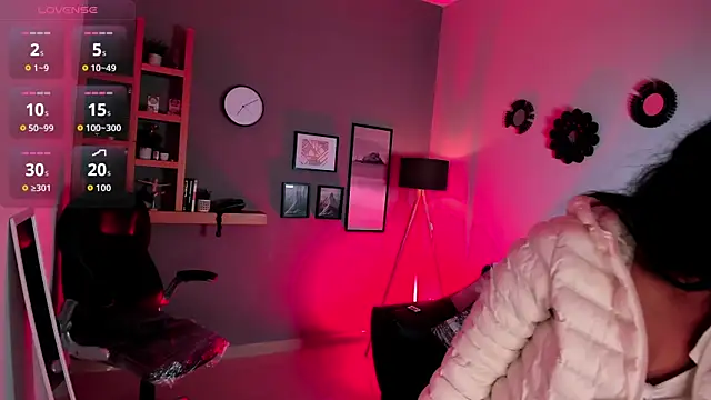 Snapshot of Violet_Kumar chatting on November 2025 08:23:02 PM Violet Kumar online show from November 2025 08:23:02 PM