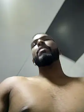 Snapshot of thonymaster chatting on November 2025 03:06:01 AM thonymaster online show from November 2025 03:06:01 AM