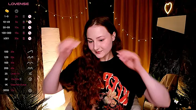 Snapshot of velvet_cherry_ chatting on May 2026 08:54:01 AM velvet cherry online show from May 2026 08:54:01 AM