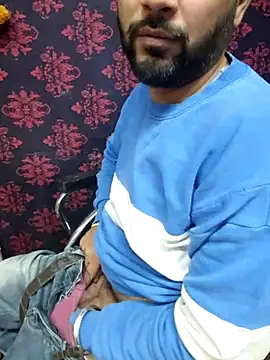 Cute Lucky online show from November 2025 12:16:01 PM