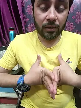 Cute Lucky online show from February 2026 08:15:01 PM