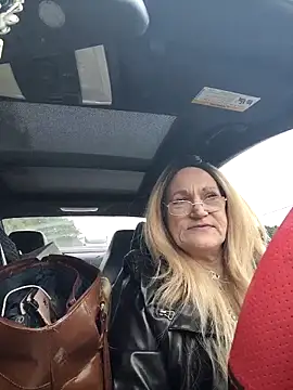 ccrider69  online show from December 2025 09:21:02 PM