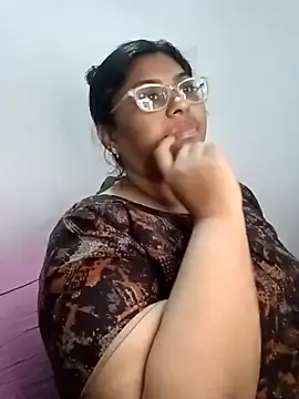 Riya-mallus online show from November 2025 08:14:01 AM