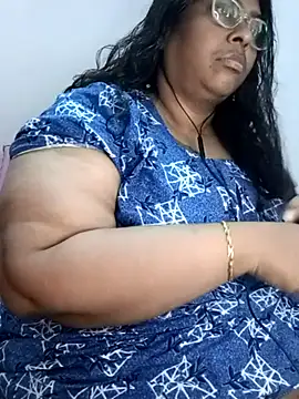 Riya-mallus online show from November 2025 07:45:01 AM