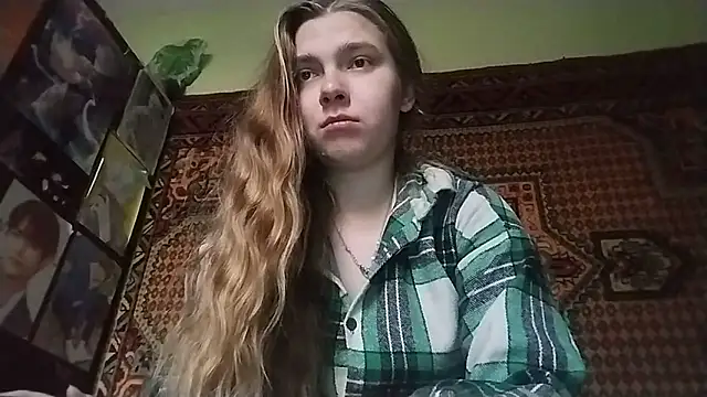 KikiBang online show from November 2025 08:06:01 AM