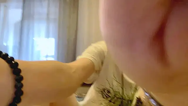 Snapshot of CyberAIice chatting on November 2025 06:12:02 AM CyberAIice online show from November 2025 06:12:02 AM