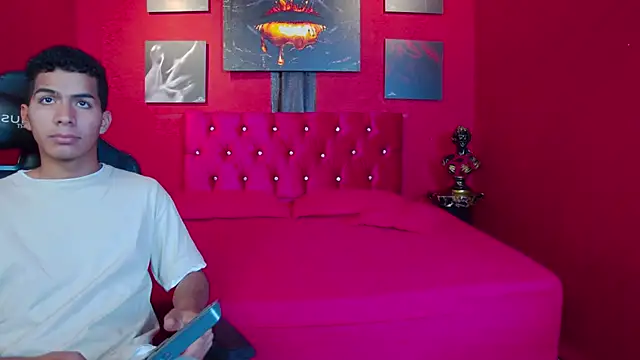 Noah Greenhart online show from January 2026 03:06:01 PM