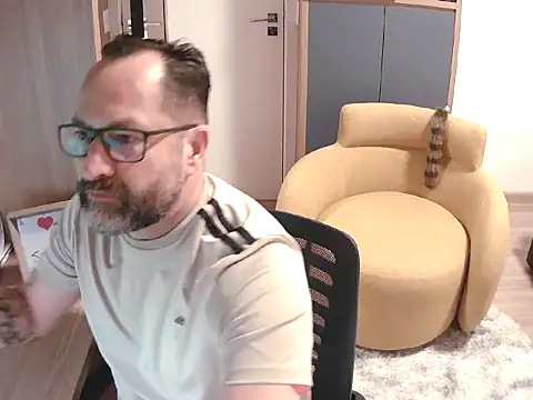 Snapshot of jotaerrebrasil chatting on November 2025 01:38:01 AM jotaerrebrasil online show from November 2025 01:38:01 AM