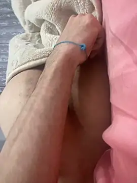 Snapshot of italianbaby001 chatting on November 2025 12:31:01 AM italianbaby001 online show from November 2025 12:31:01 AM