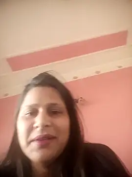 Snapshot of Ariana101 chatting on December 2025 08:41:02 AM Ariana101 online show from December 2025 08:41:02 AM