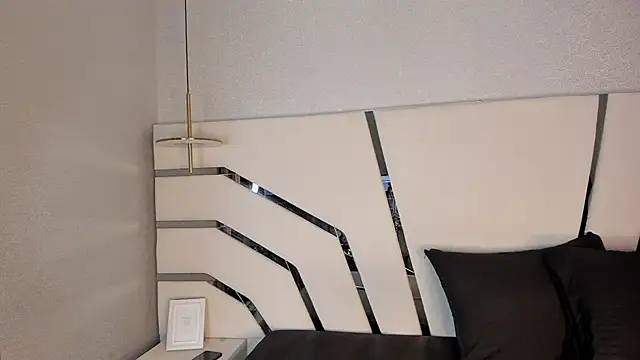 megann myers online show from December 2025 12:01:01 PM